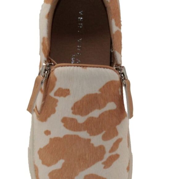 Stylish Tan and White Women's Slip-On Sneakers 7.5 - Picture 5 of 8